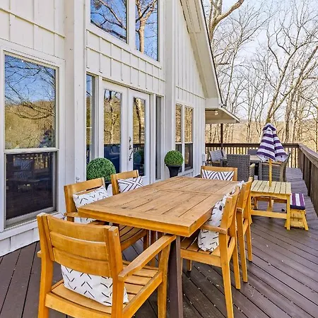 Lazy Daze Lake House - A Beautiful Remodeled A-Frame Style Lake House! Villa